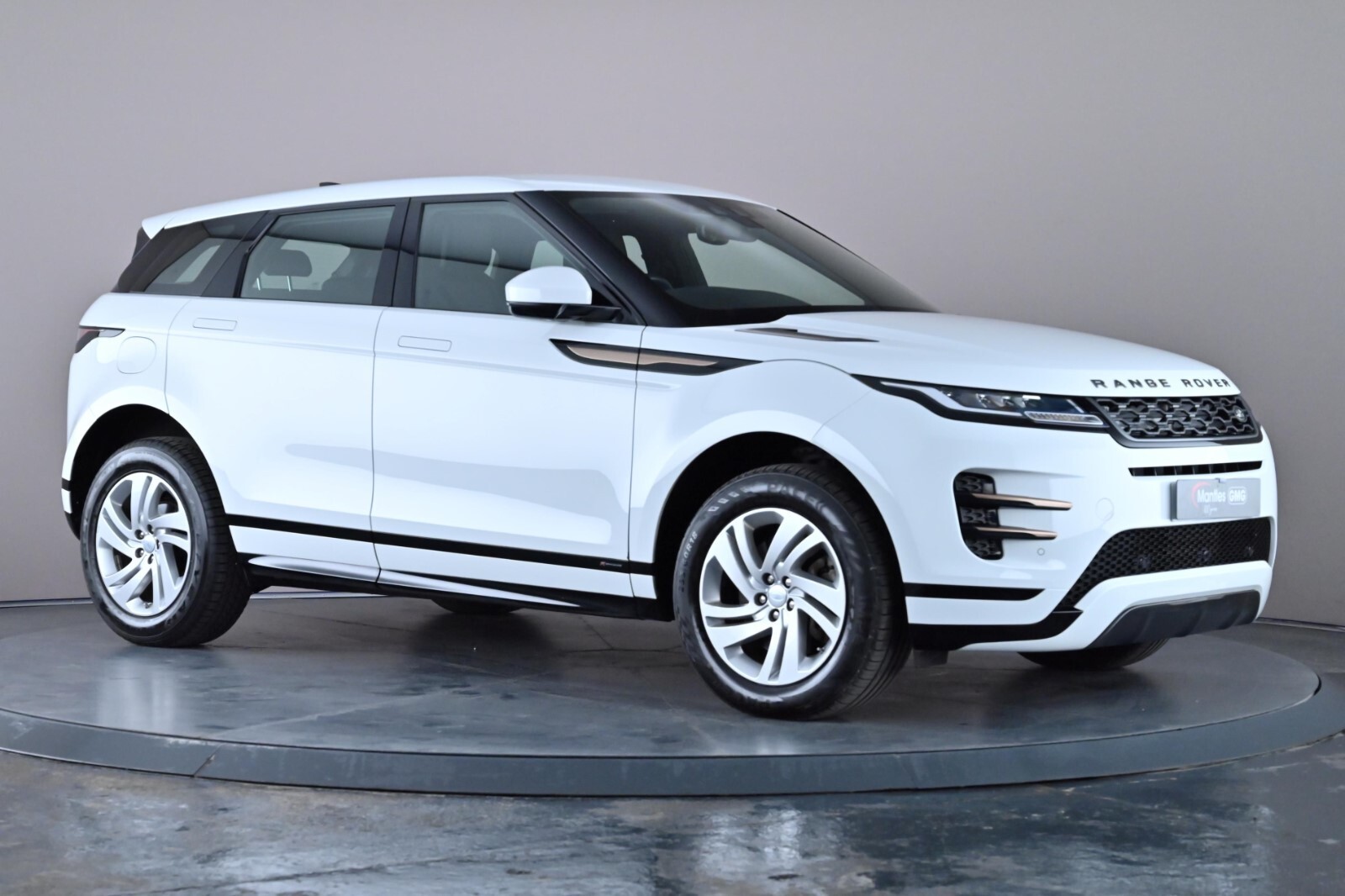 Main listing image - Land Rover Range Rover Evoque