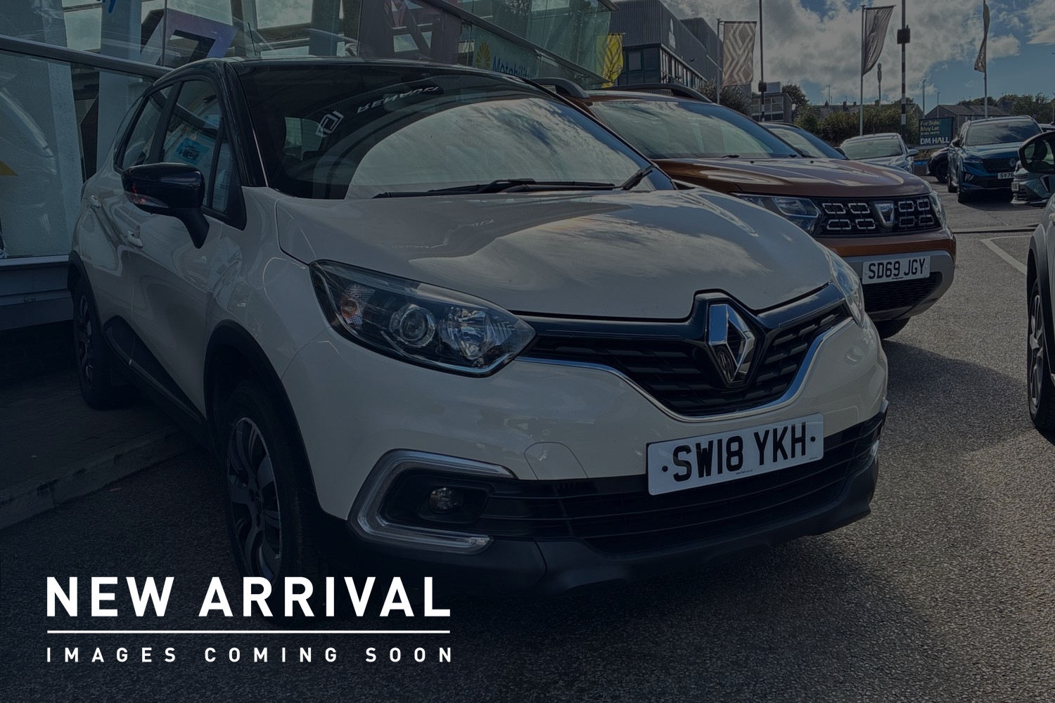 Main listing image - Renault Captur