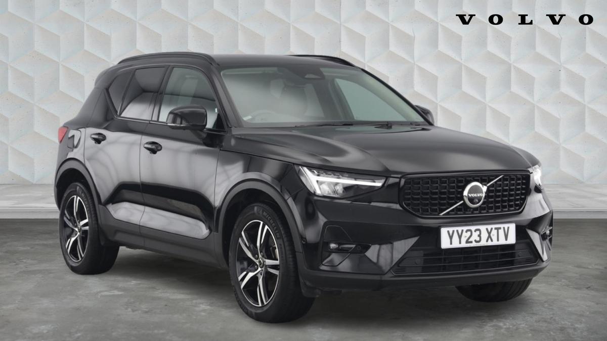 Main listing image - Volvo XC40