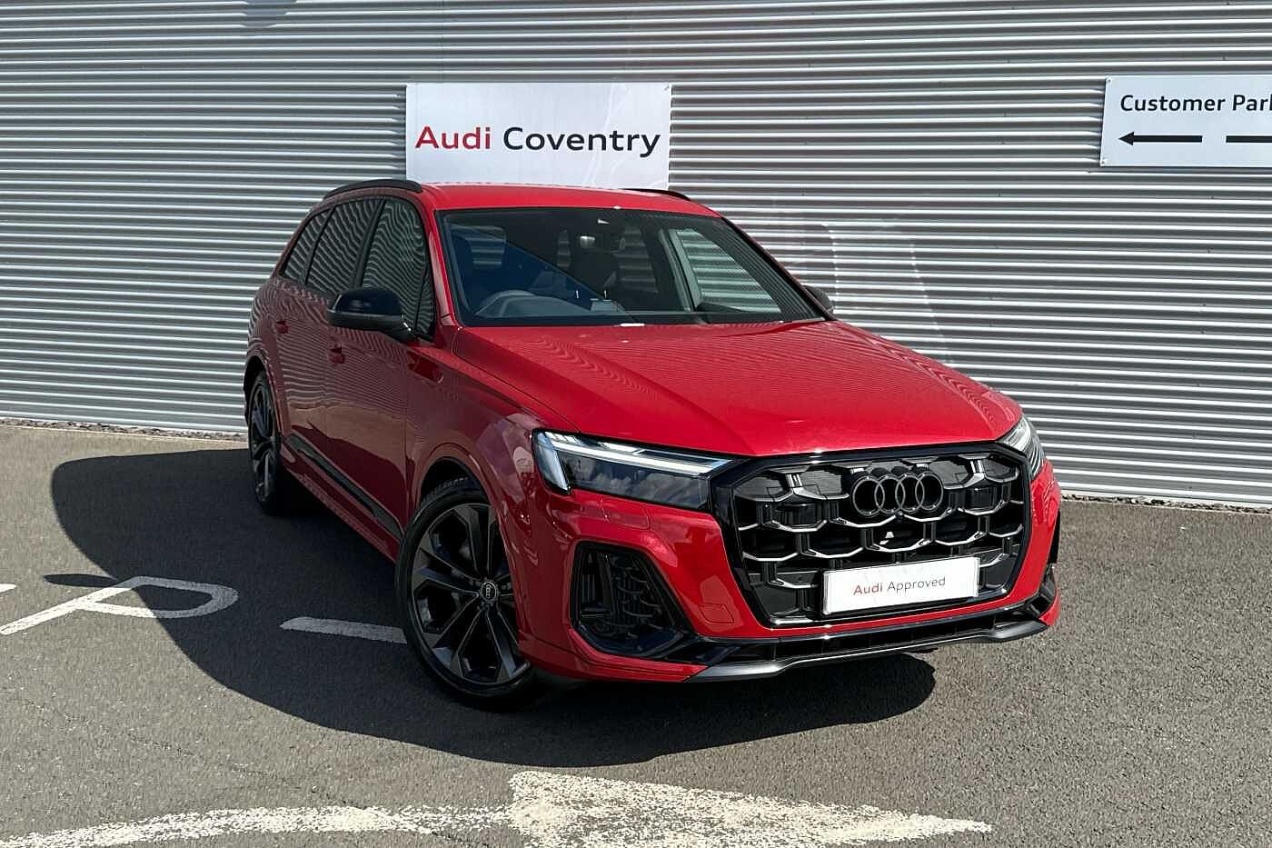 Main listing image - Audi Q7