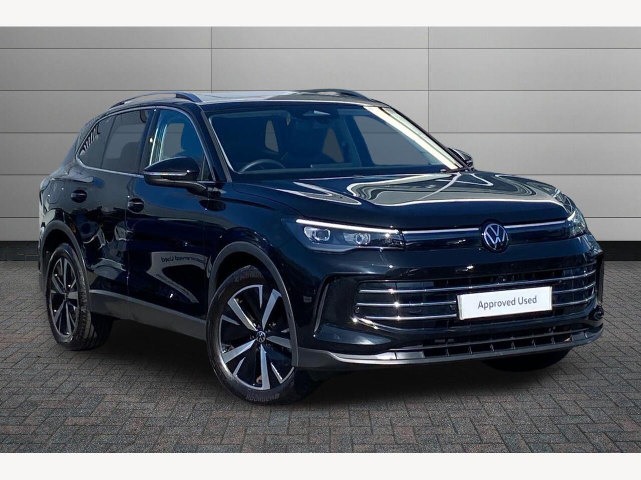 Main listing image - Volkswagen Tiguan