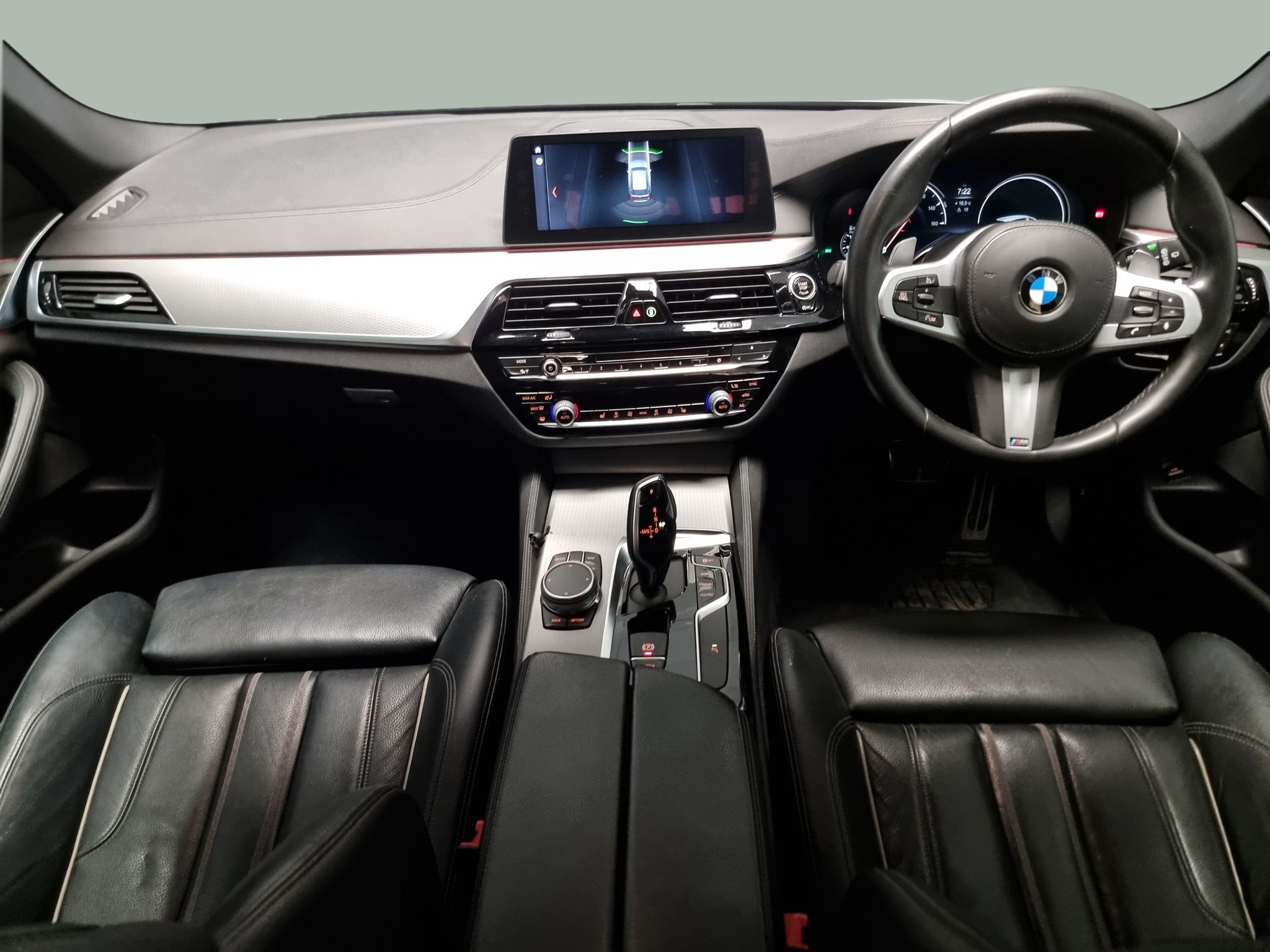 Main listing image - BMW 5 Series Touring