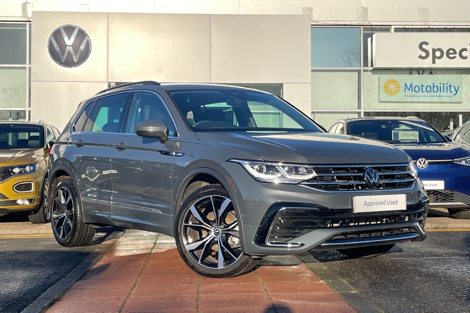 Main listing image - Volkswagen Tiguan