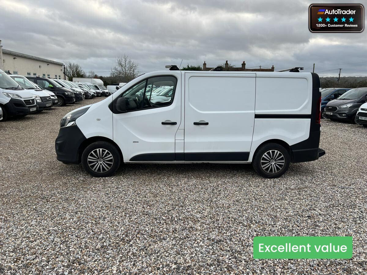 Main listing image - Vauxhall Vivaro