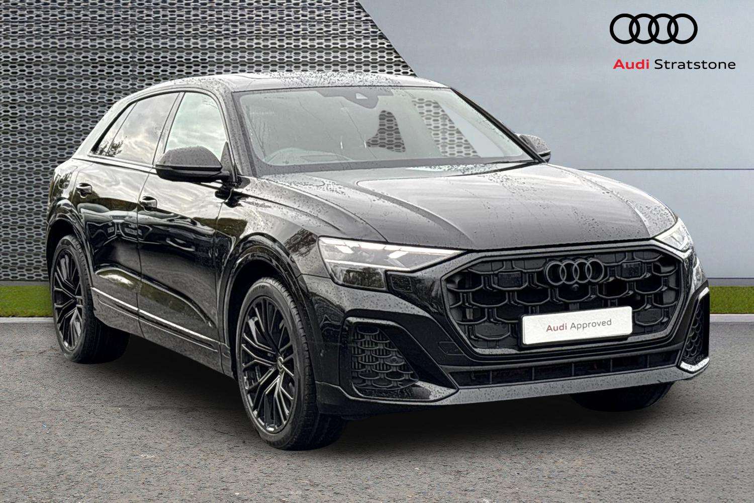 Main listing image - Audi Q8