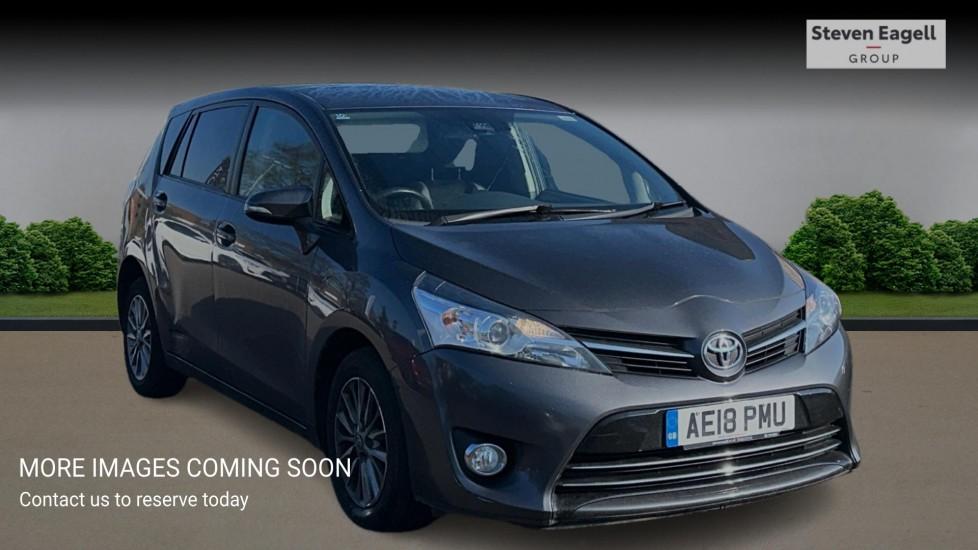 Main listing image - Toyota Verso