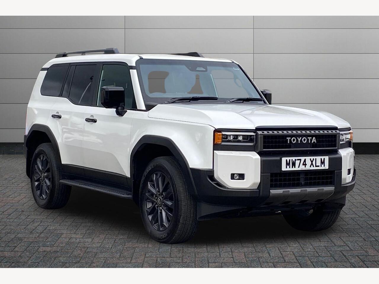 Main listing image - Toyota Land Cruiser