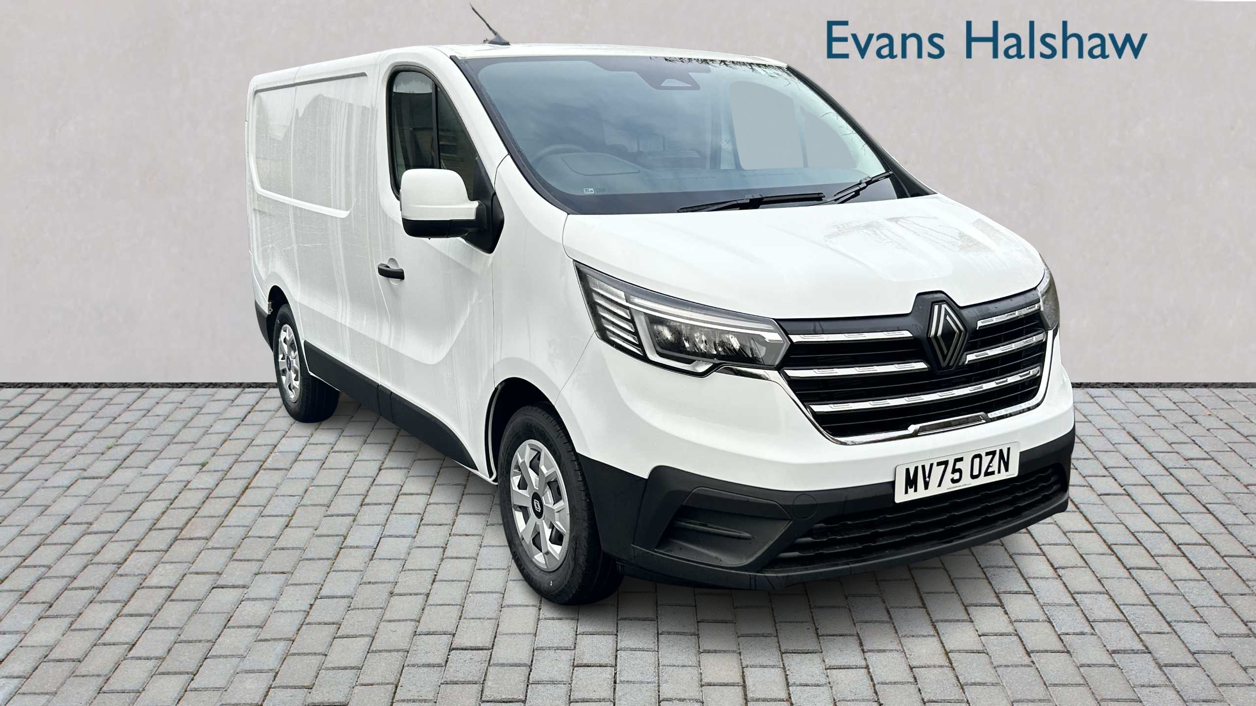 Main listing image - Renault Trafic