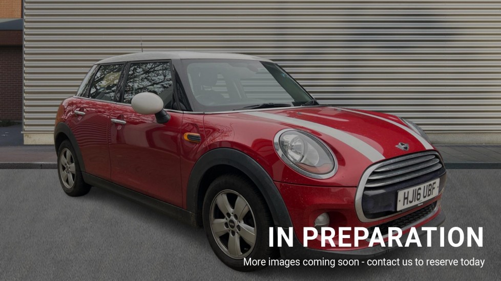 Main listing image - MINI Hatchback 5dr