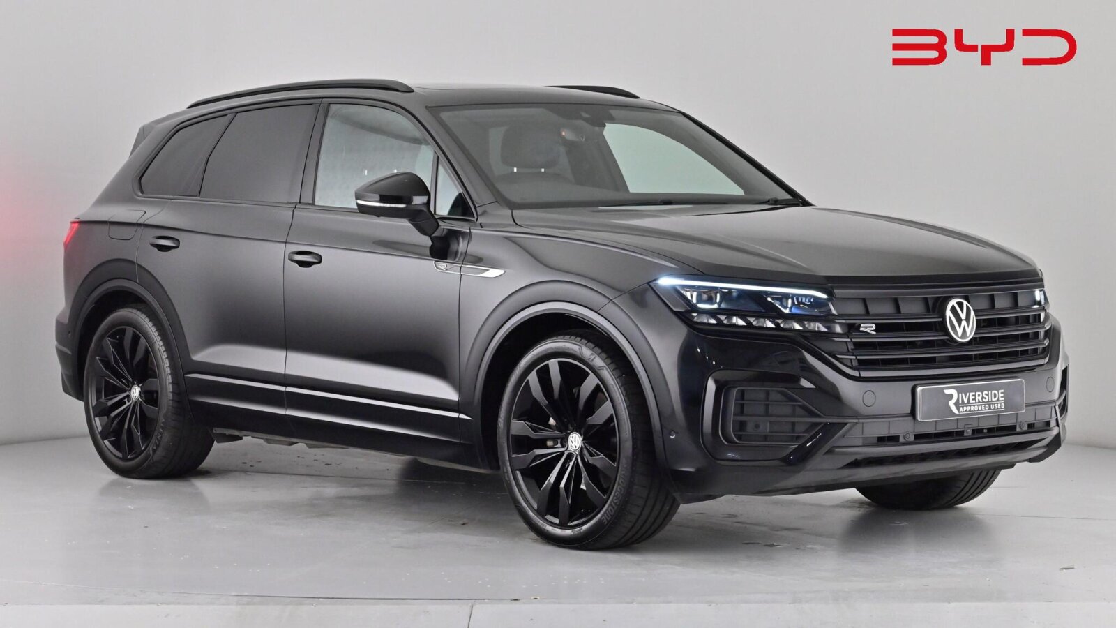 Main listing image - Volkswagen Touareg
