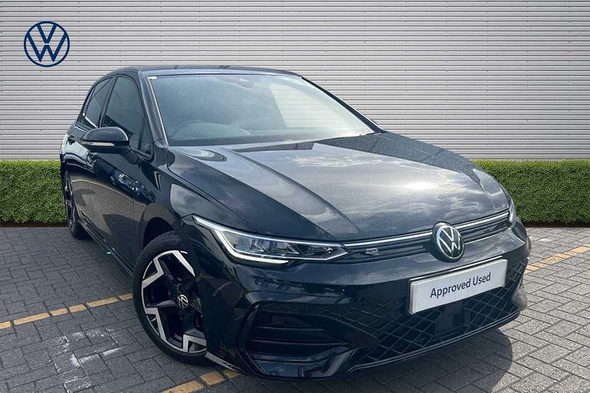 Main listing image - Volkswagen Golf