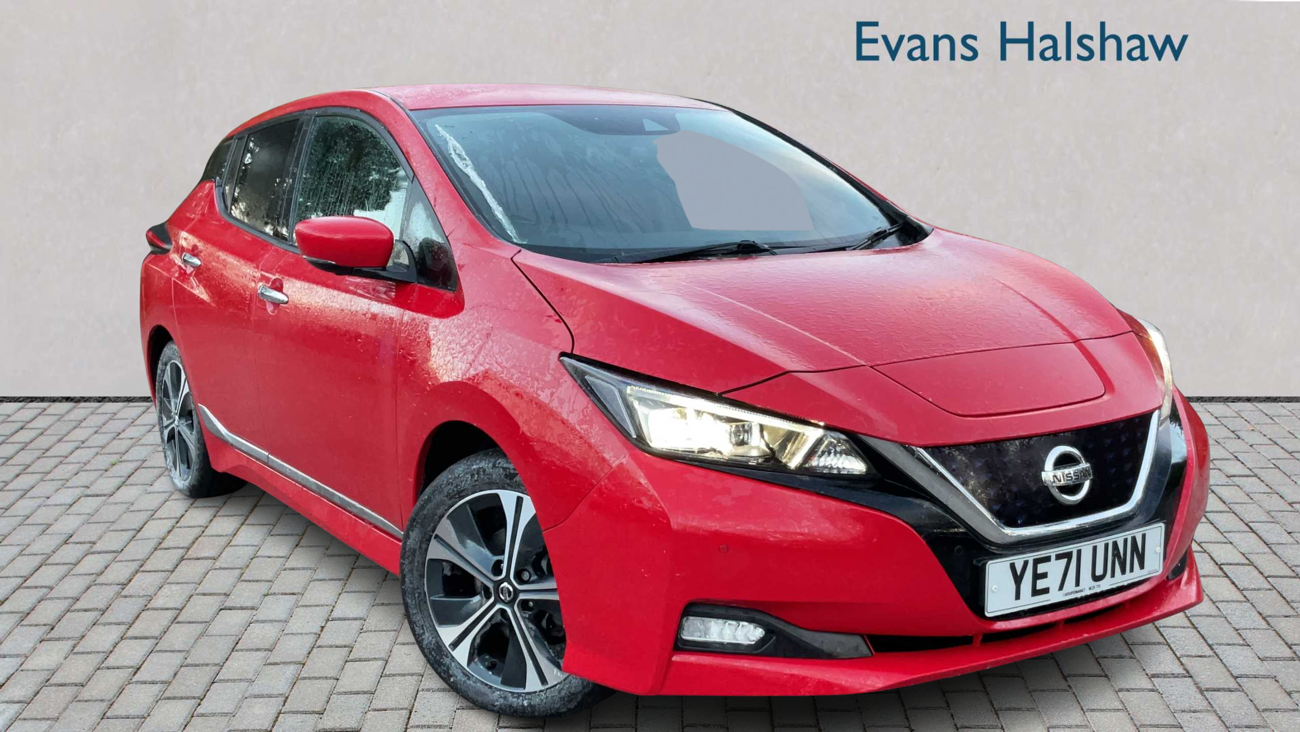 Main listing image - Nissan Leaf