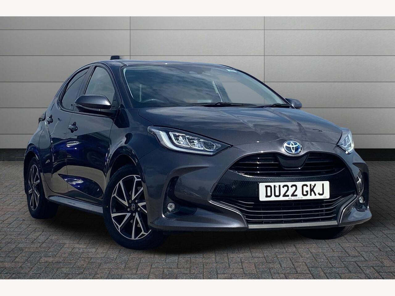 Main listing image - Toyota Yaris