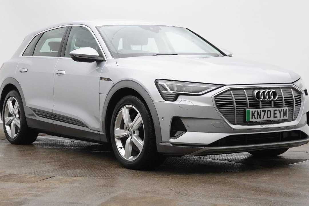 Main listing image - Audi e-tron