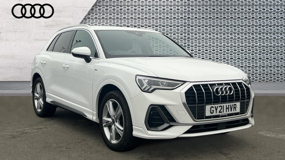 Main listing image - Audi Q3