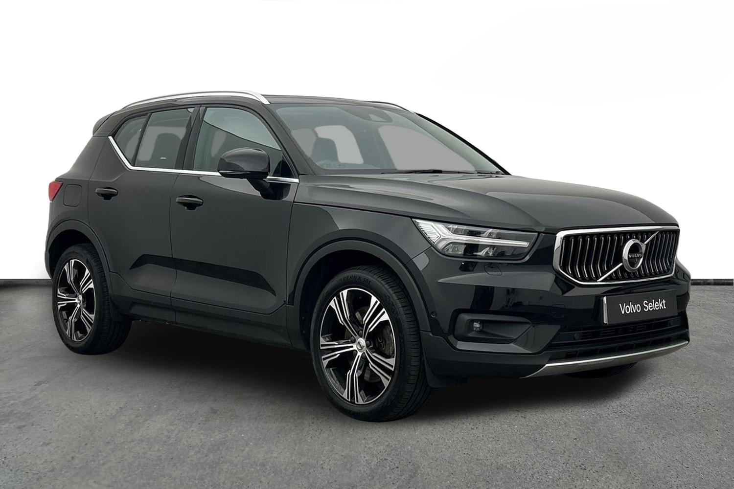 Main listing image - Volvo XC40