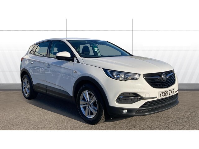 Main listing image - Vauxhall Grandland X