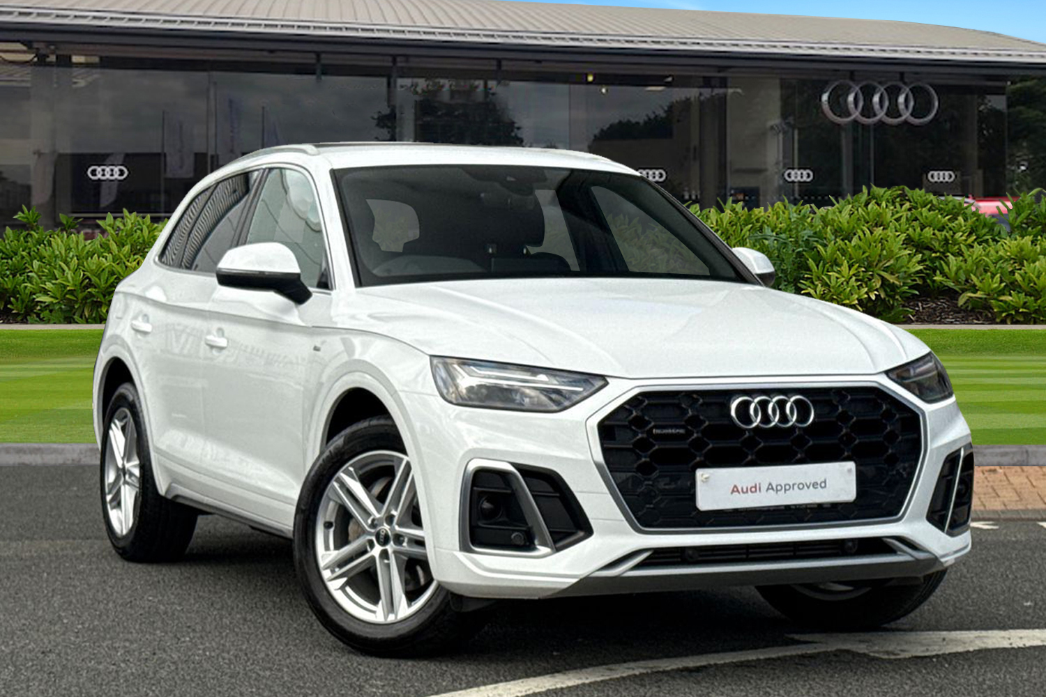 Main listing image - Audi Q5