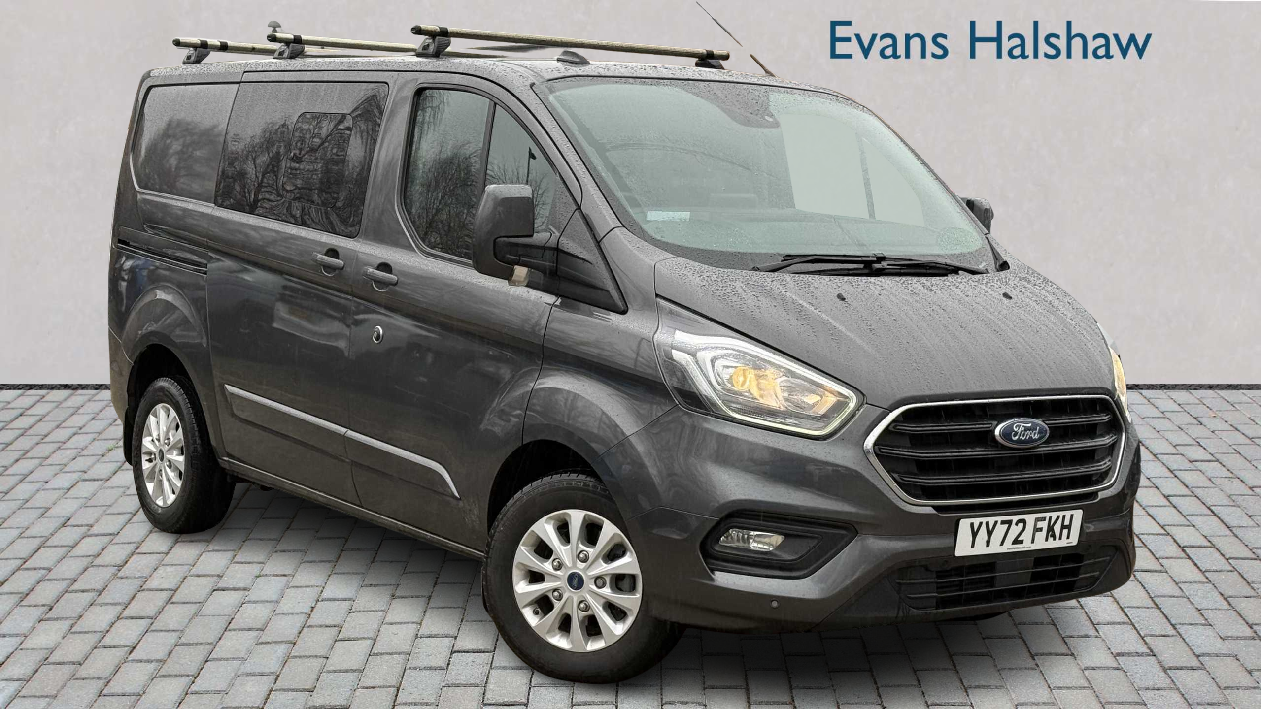 Main listing image - Ford Transit Custom