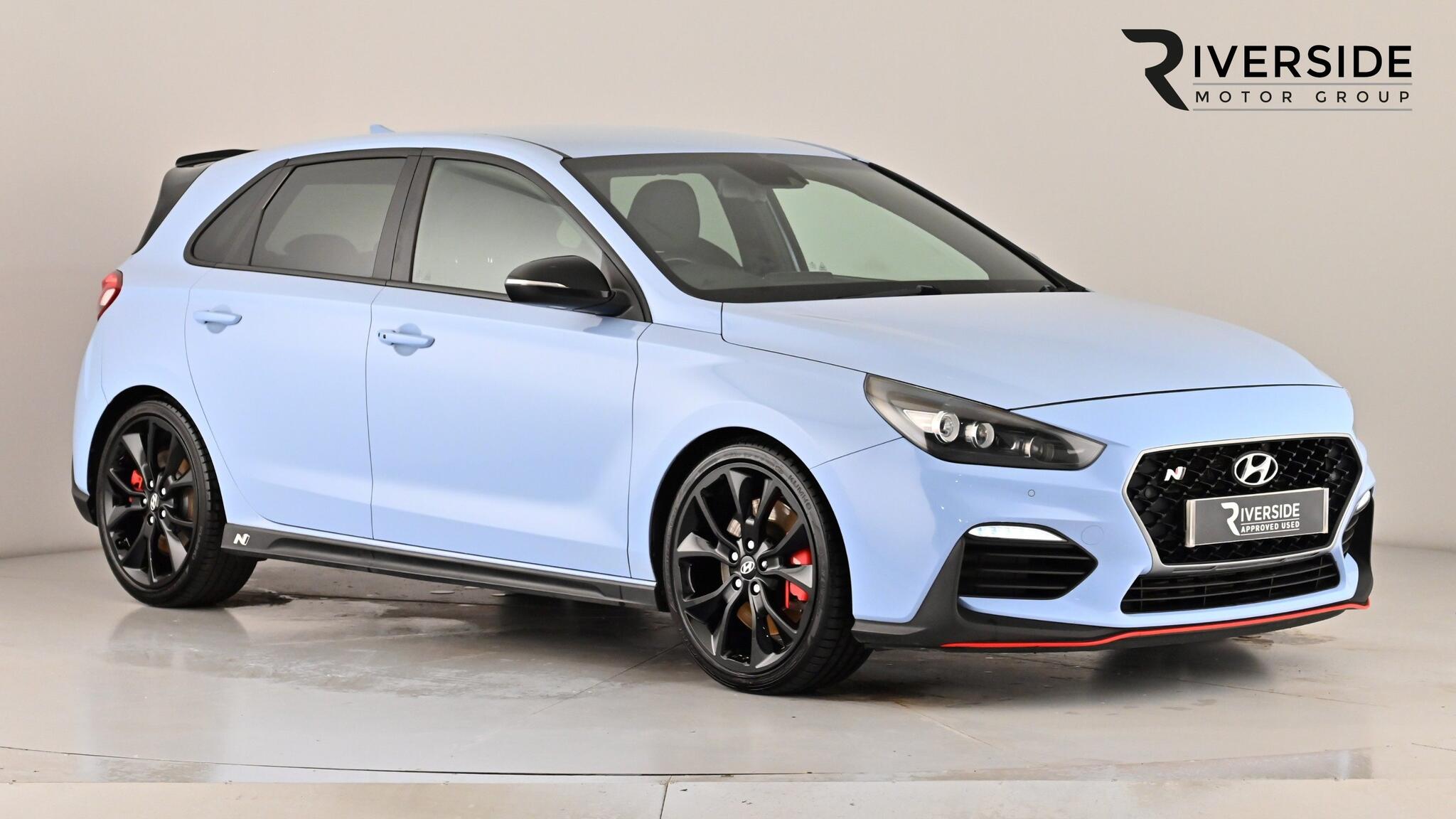 Main listing image - Hyundai i30