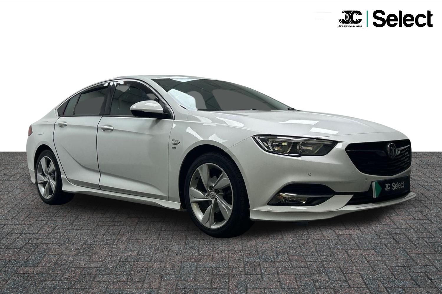 Main listing image - Vauxhall Insignia