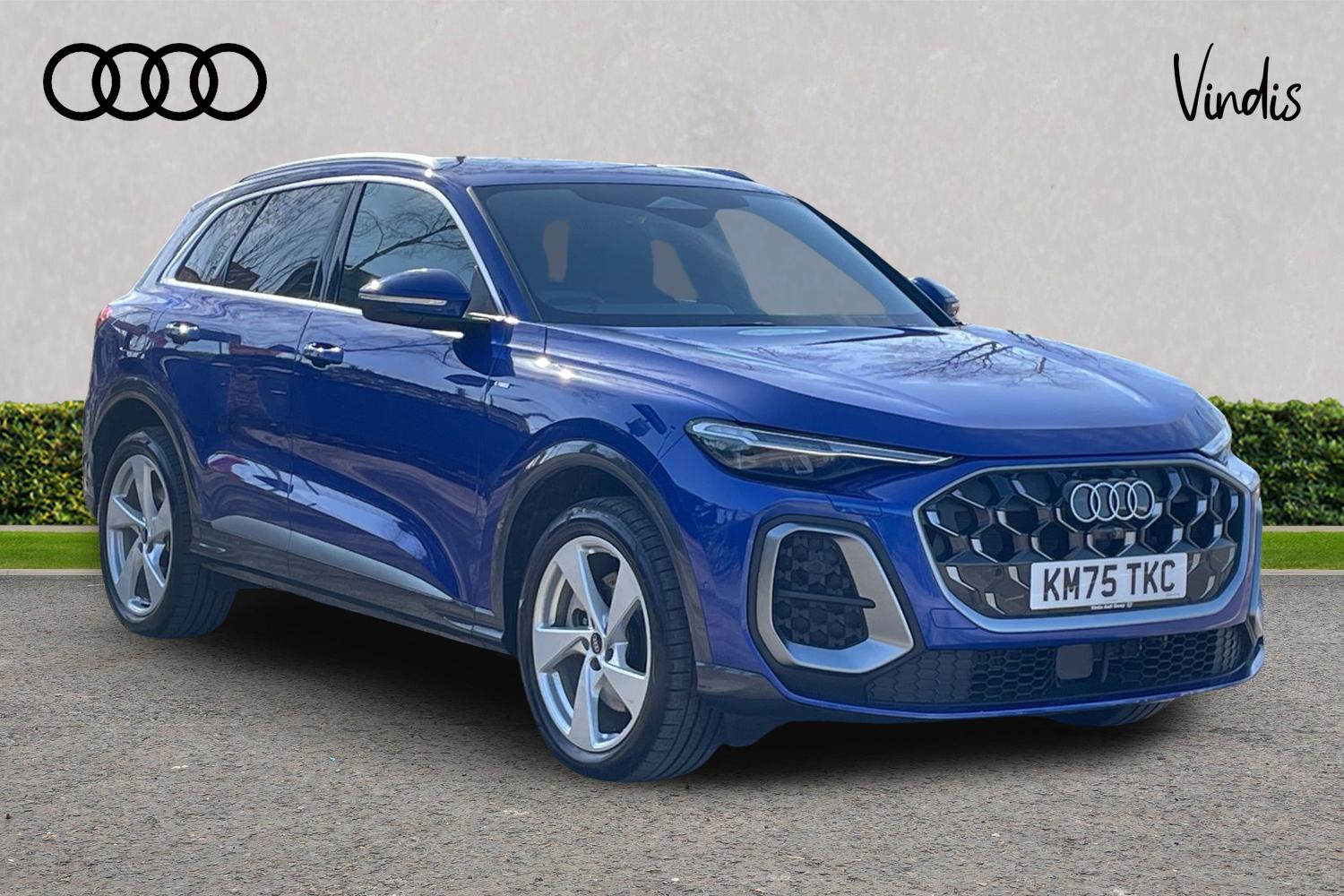 Main listing image - Audi Q5