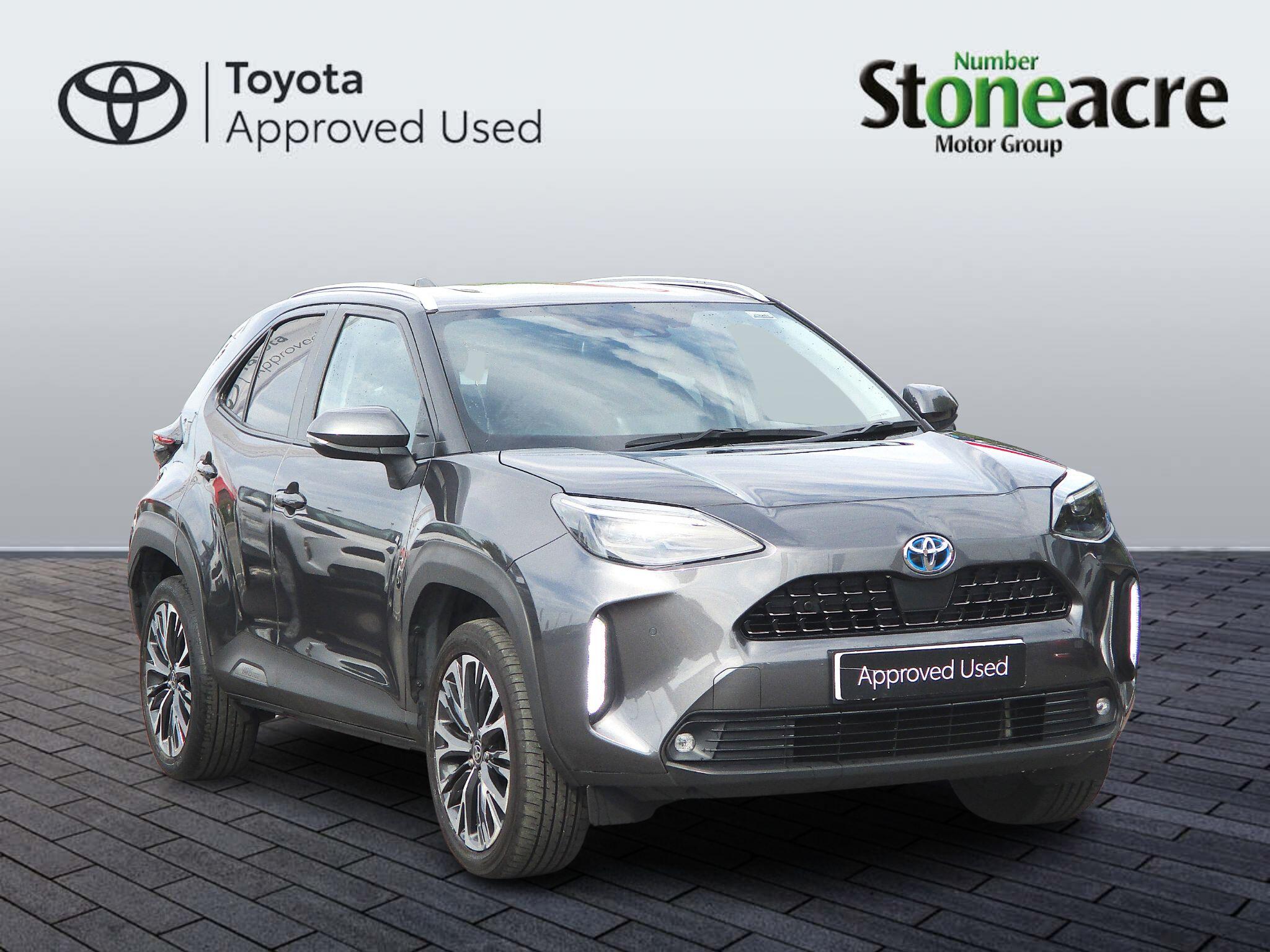 Main listing image - Toyota Yaris Cross