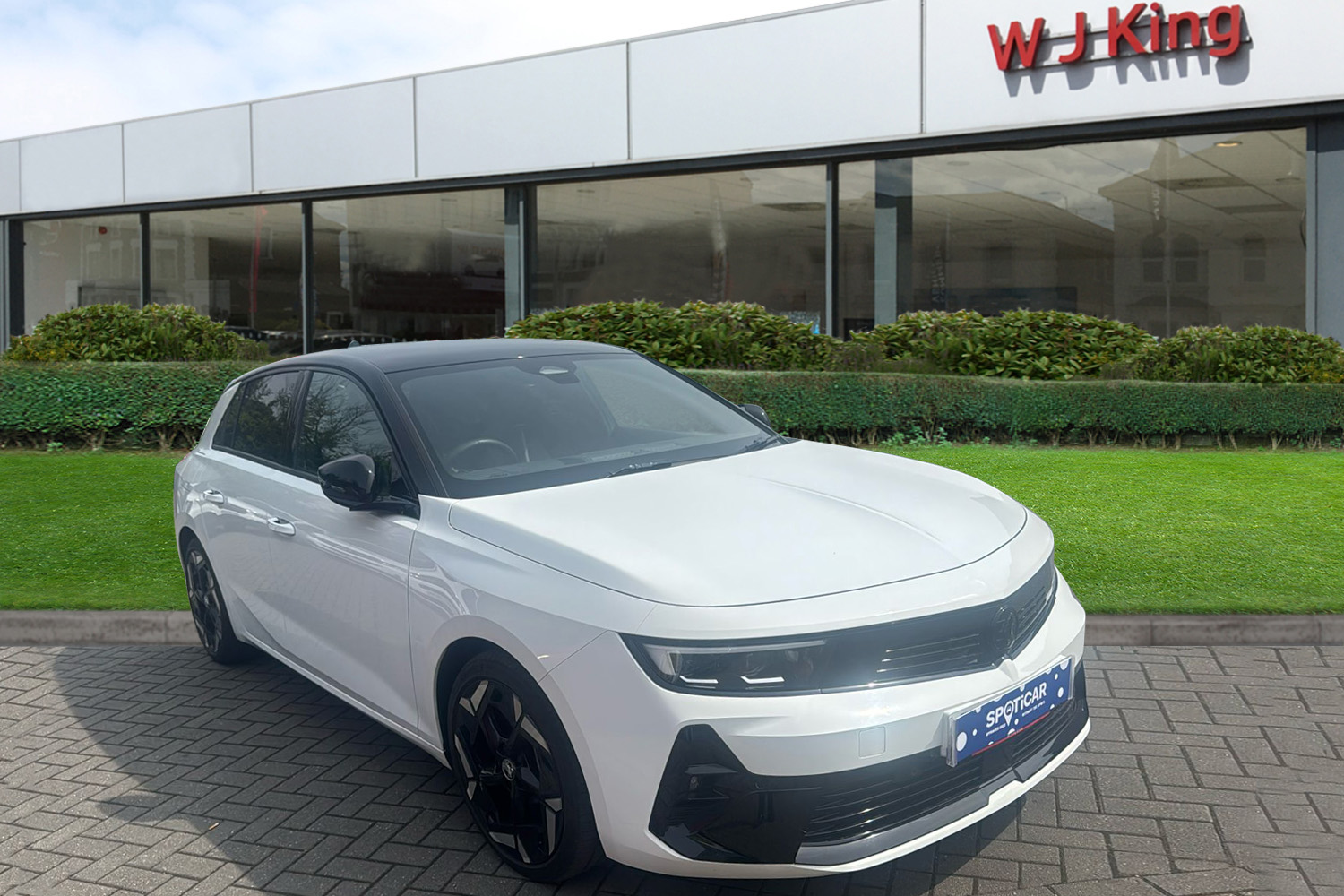 Main listing image - Vauxhall Astra