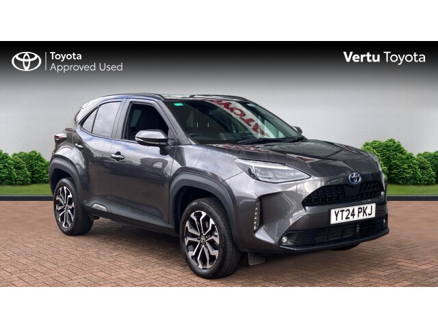 Main listing image - Toyota Yaris Cross
