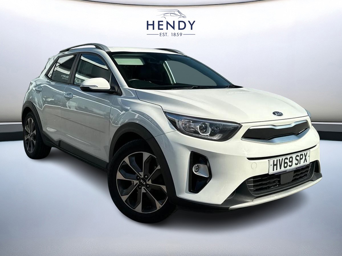 Main listing image - Kia Stonic