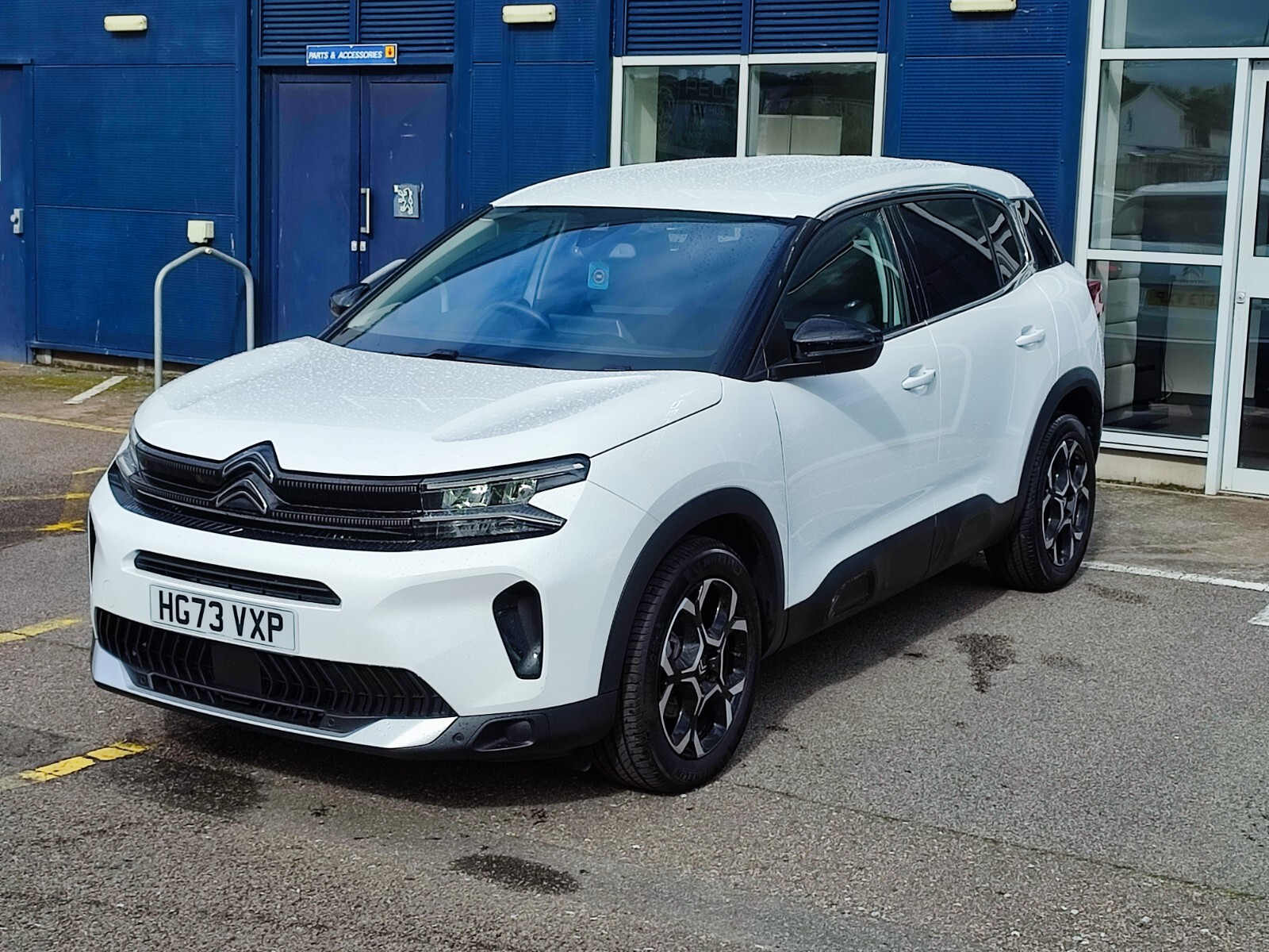 Main listing image - Citroen C5 Aircross