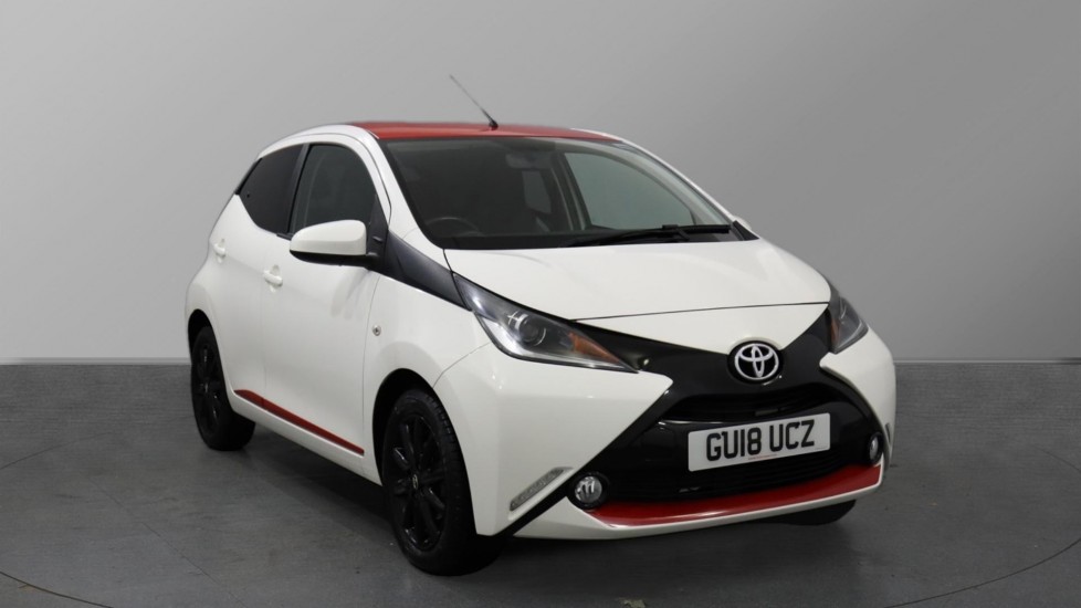 Main listing image - Toyota Aygo