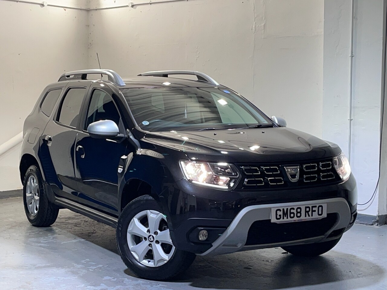 Main listing image - Dacia Duster