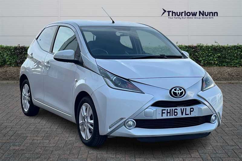 Main listing image - Toyota Aygo