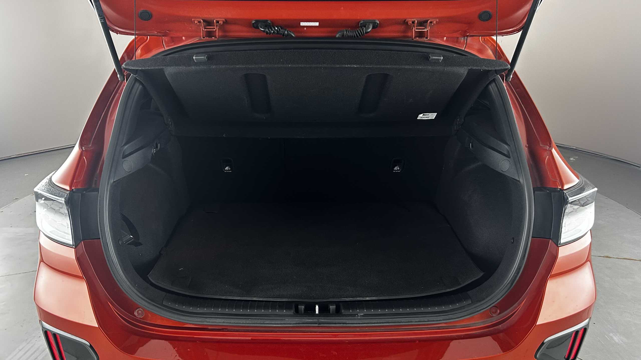 Main listing image - Kia Ceed