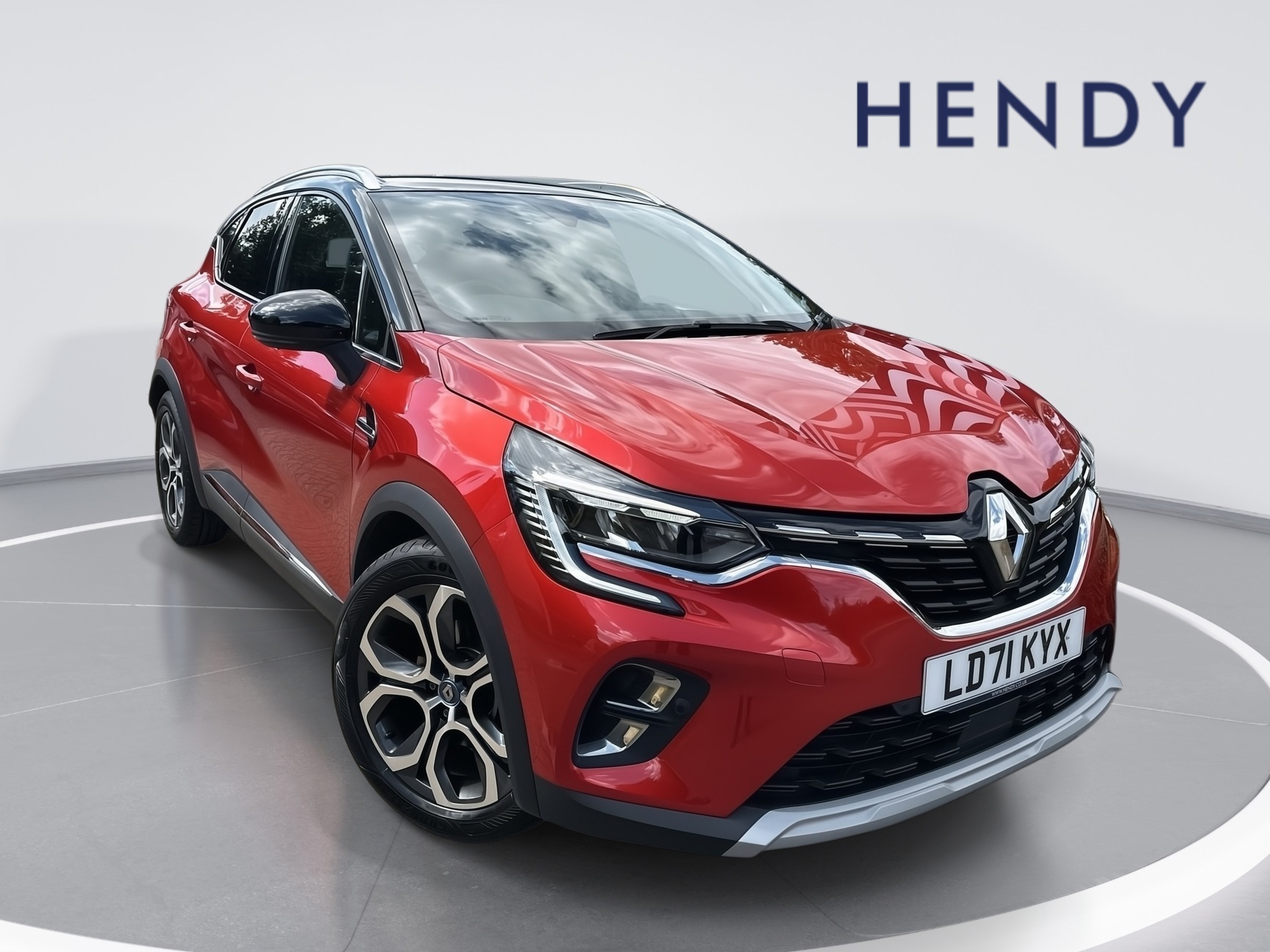 Main listing image - Renault Captur