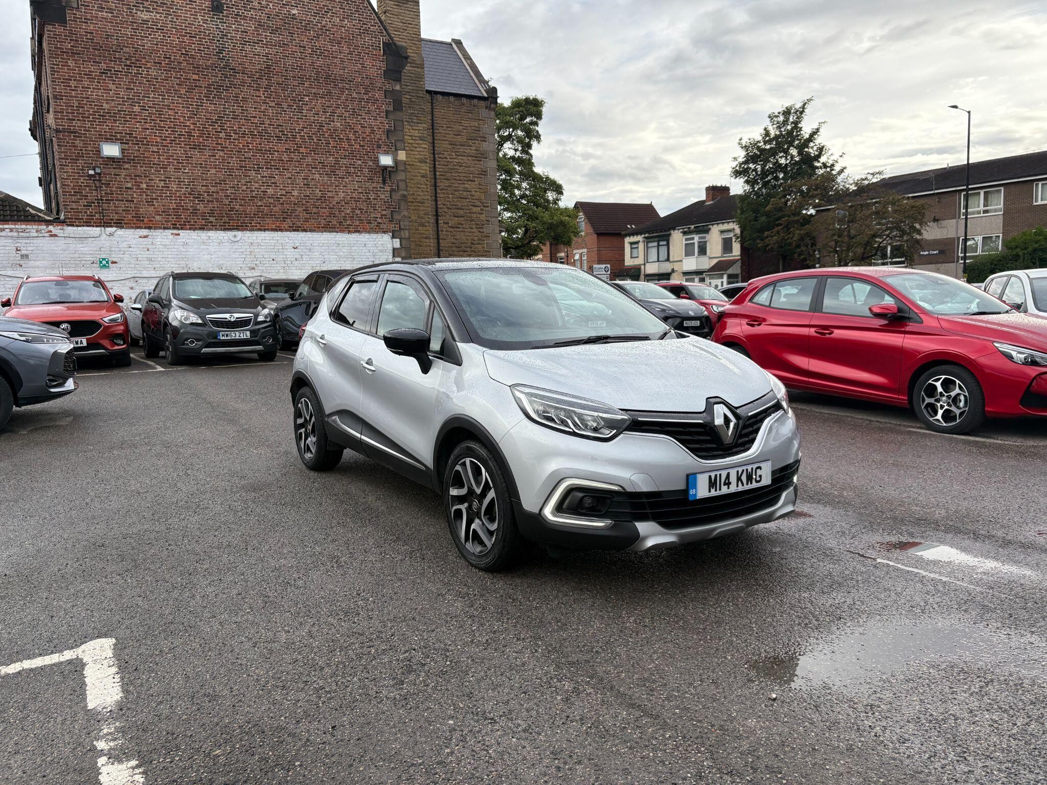 Main listing image - Renault Captur