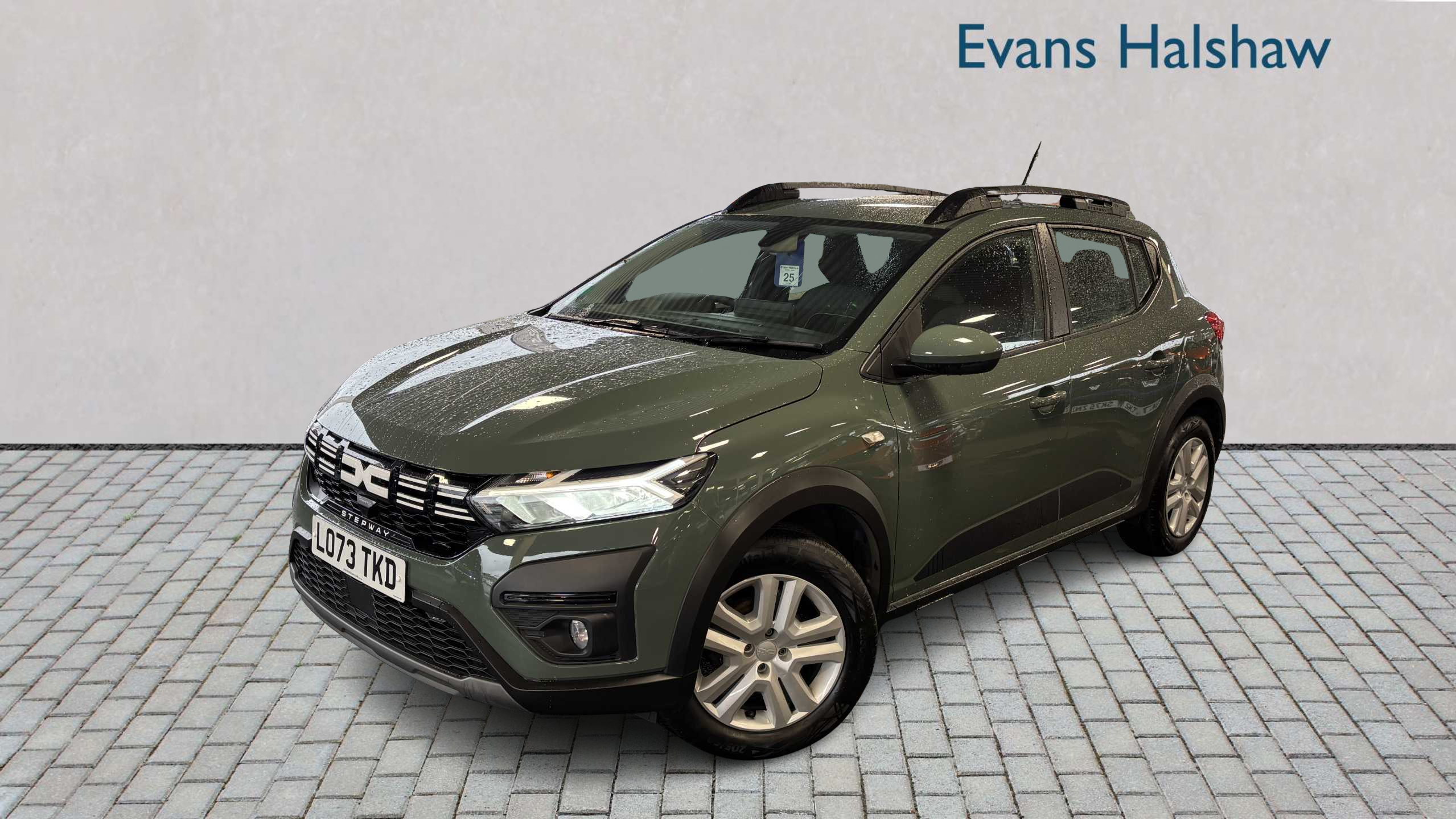 Main listing image - Dacia Sandero Stepway