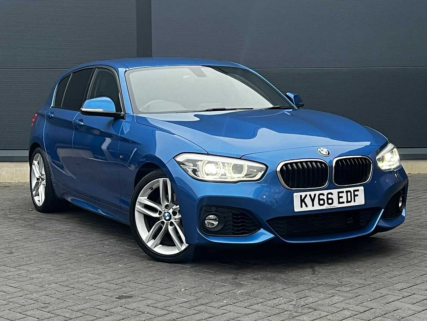 Main listing image - BMW 1 Series