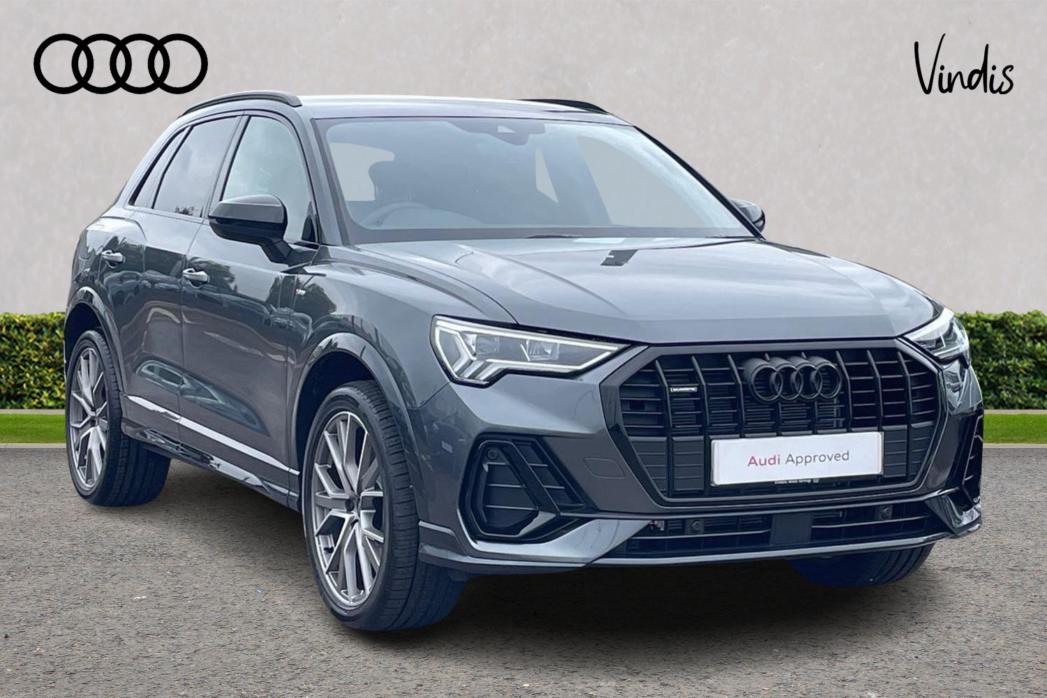 Main listing image - Audi Q3