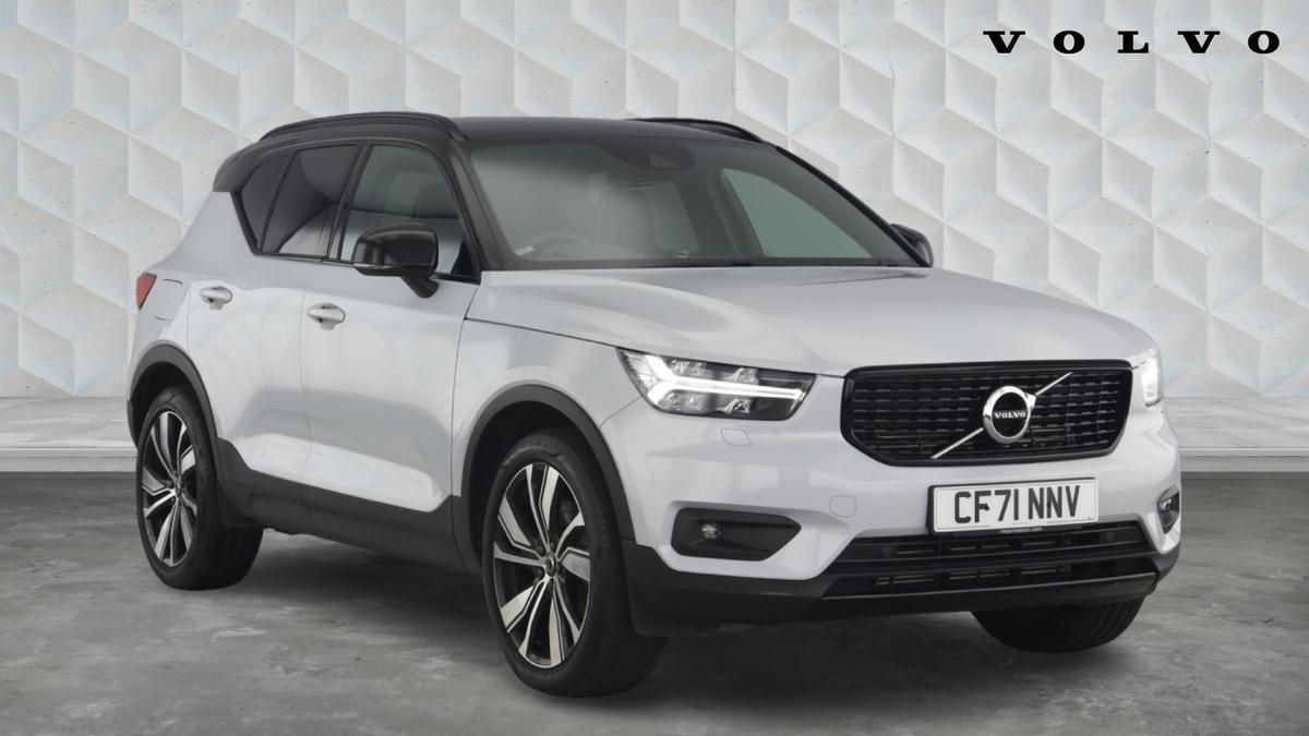 Main listing image - Volvo XC40 Recharge
