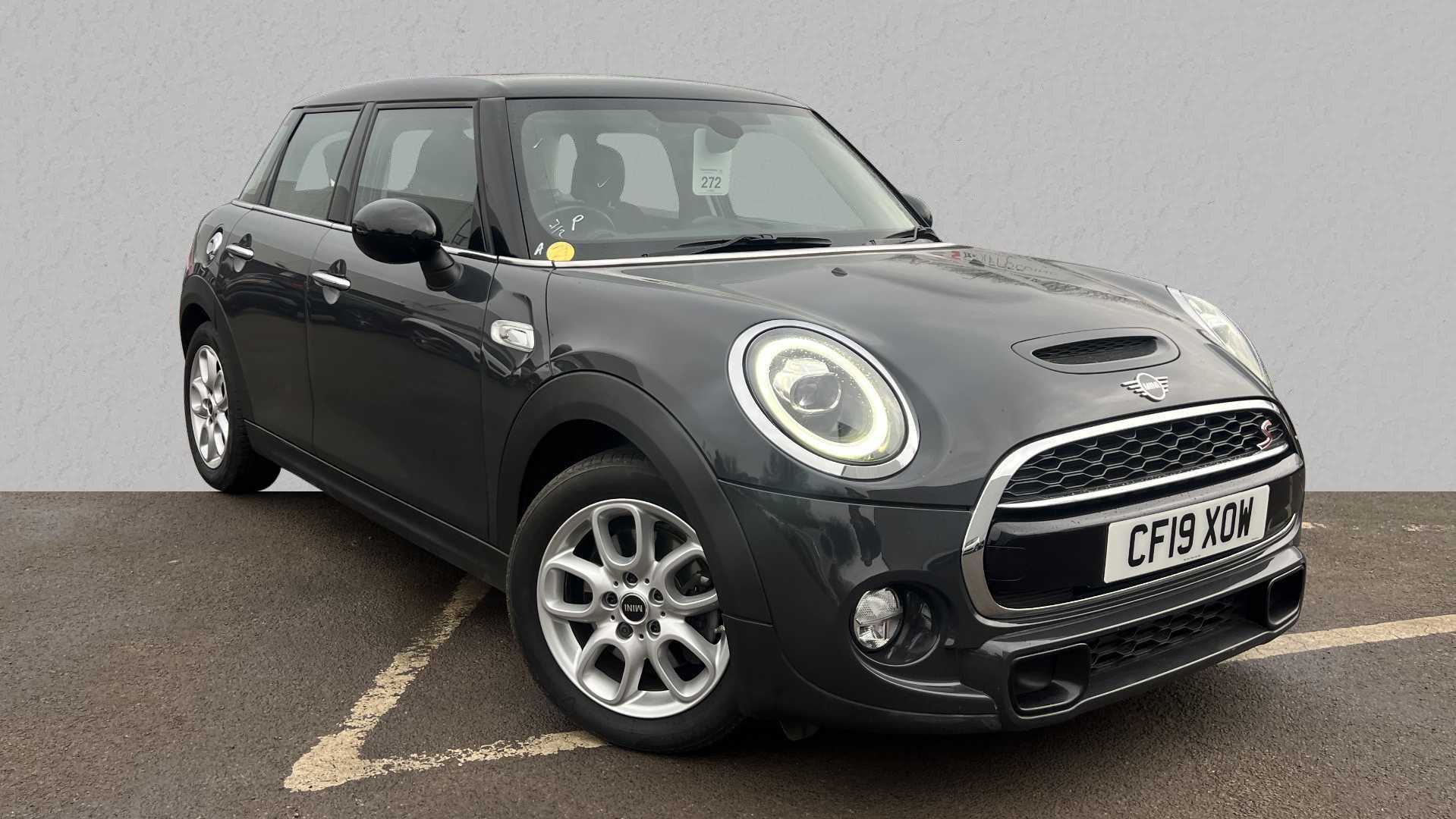 Main listing image - MINI Hatchback 5dr