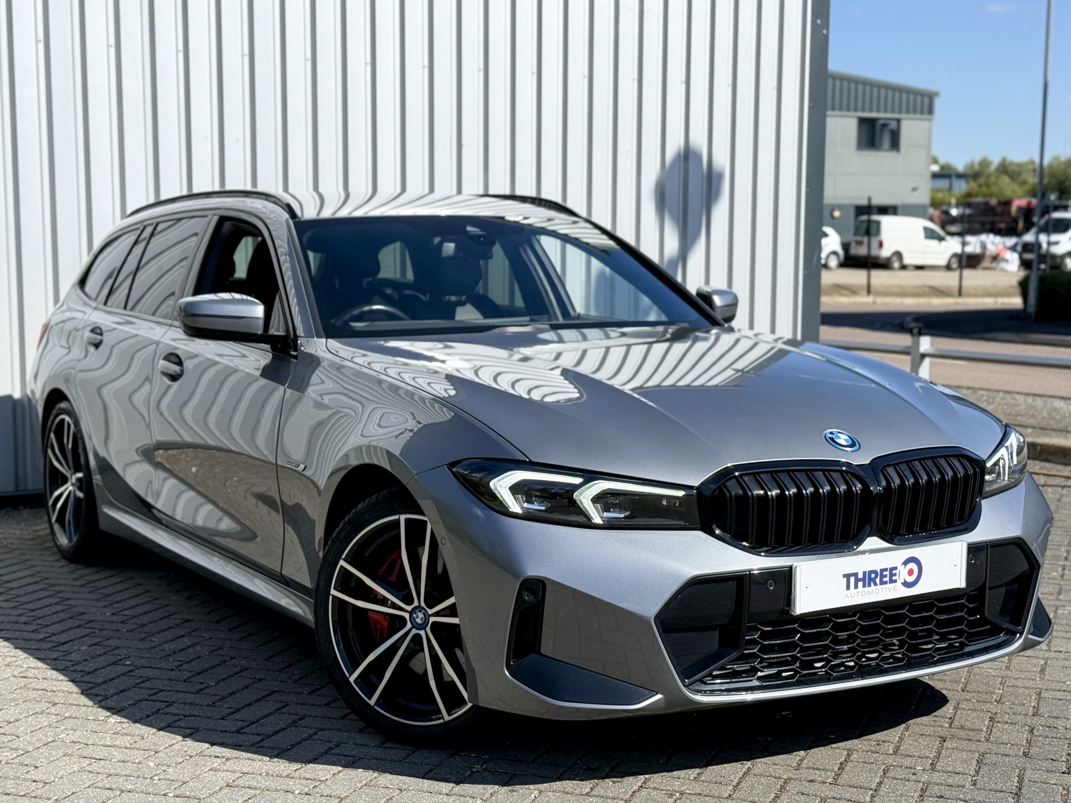 Main listing image - BMW 3 Series