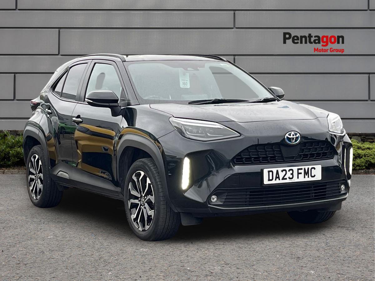 Main listing image - Toyota Yaris Cross