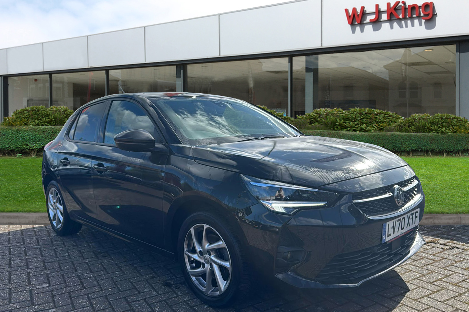Main listing image - Vauxhall Corsa