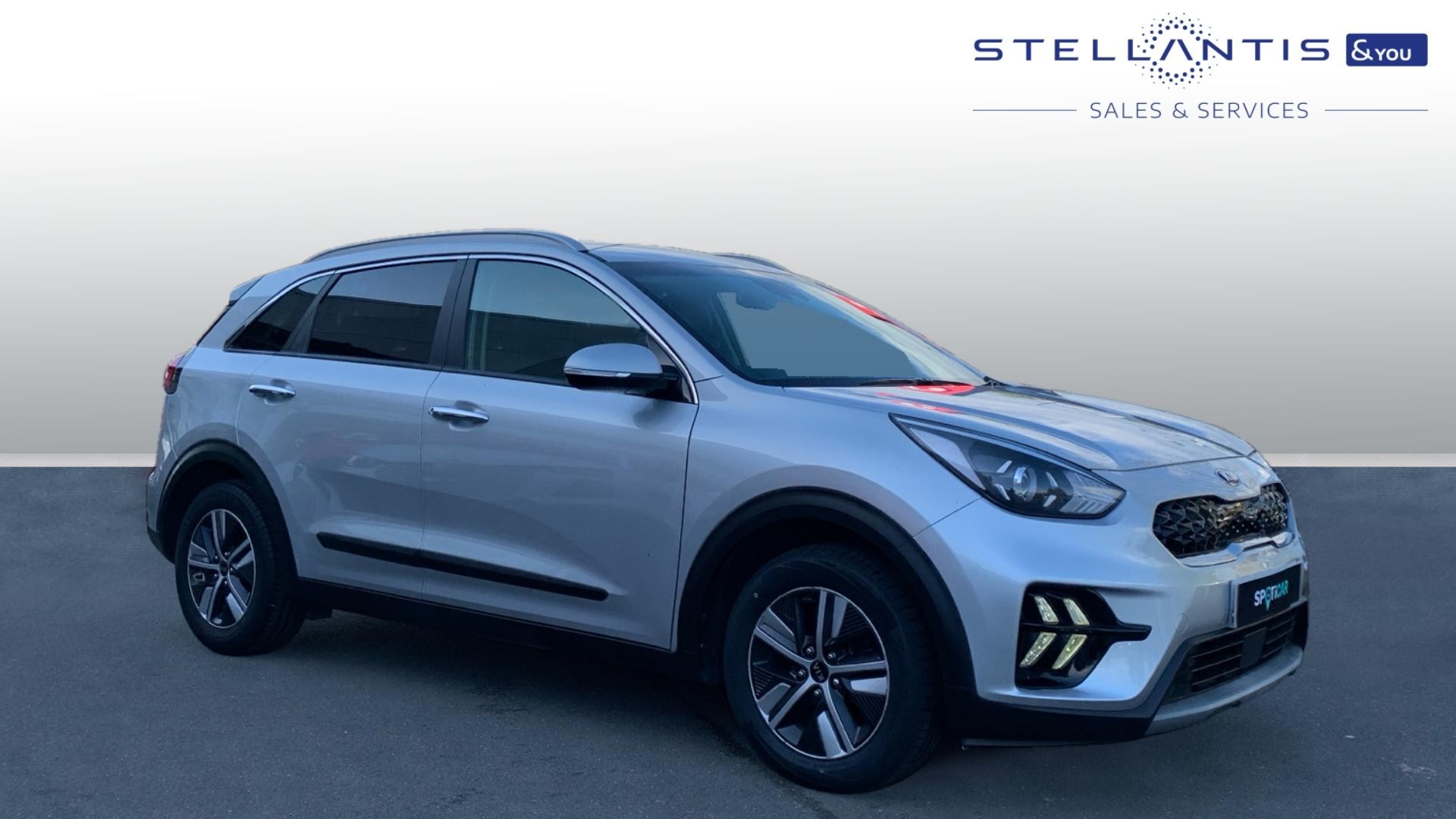 Main listing image - Kia Niro