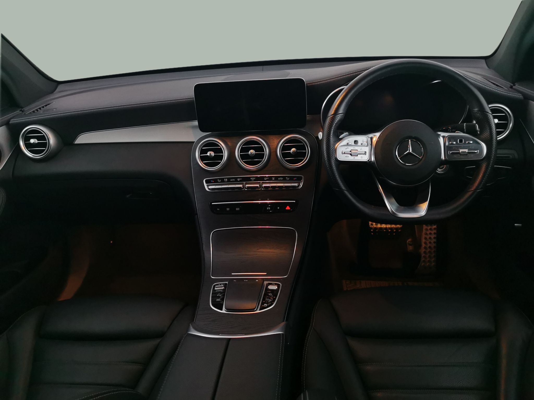 Main listing image - Mercedes-Benz GLC