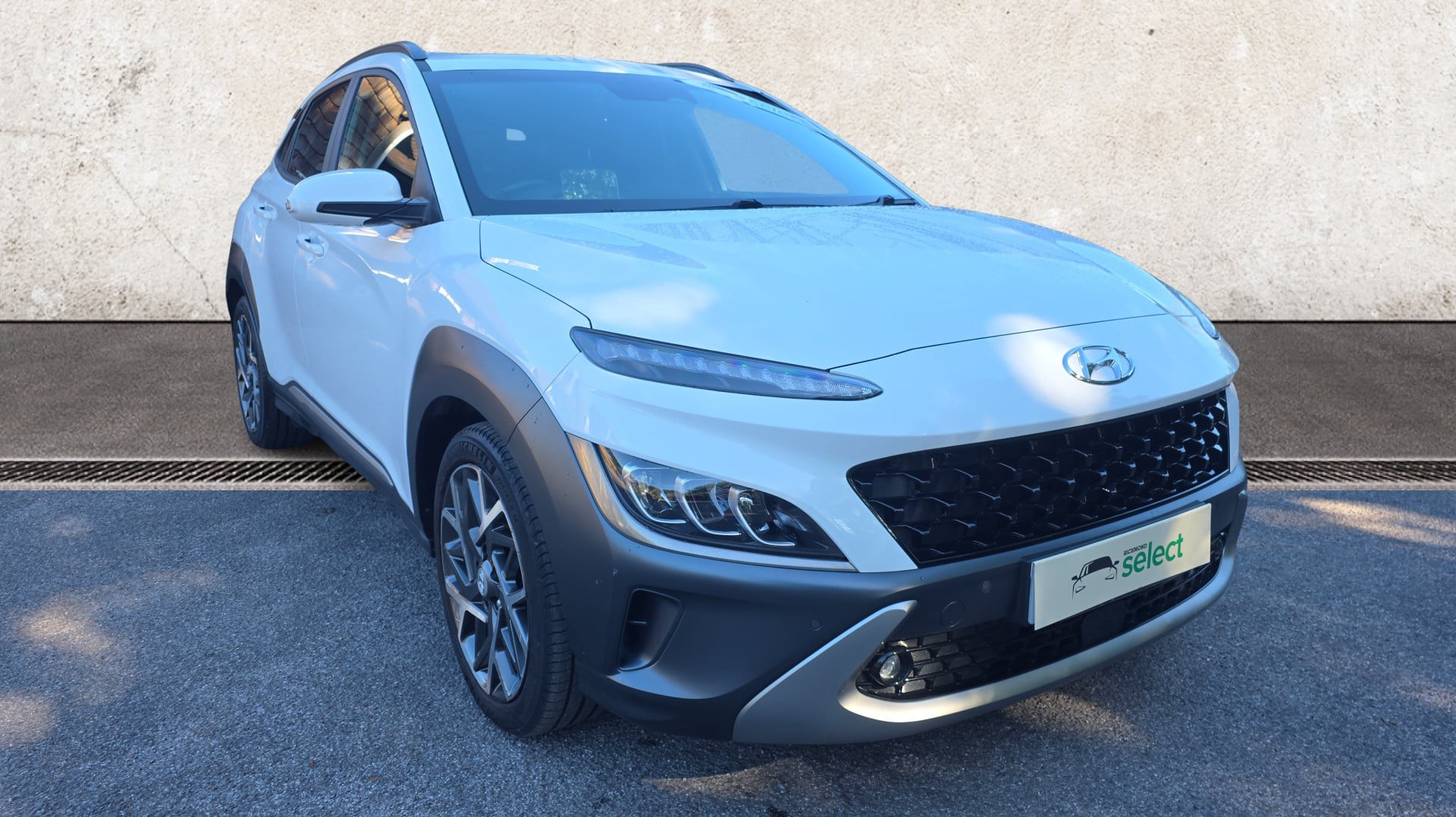 Main listing image - Hyundai Kona
