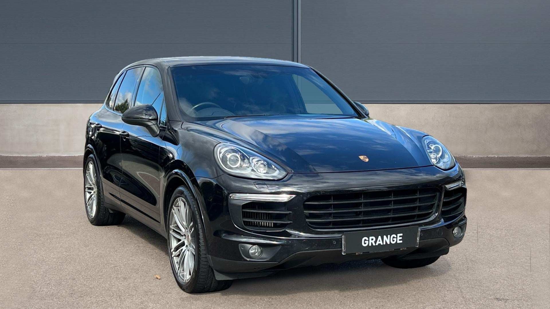 Main listing image - Porsche Cayenne