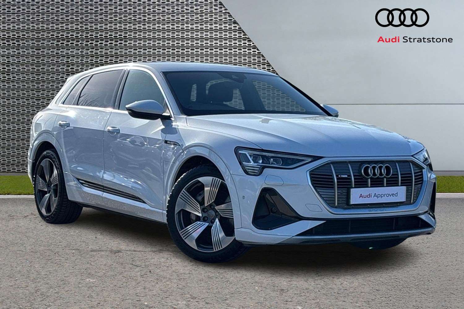 Main listing image - Audi e-tron S